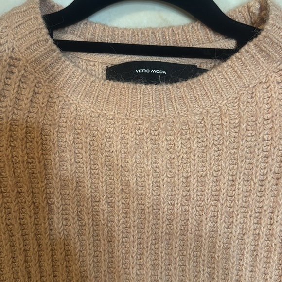 Pink Knit Sweater with Buttons - Picture 3 of 6